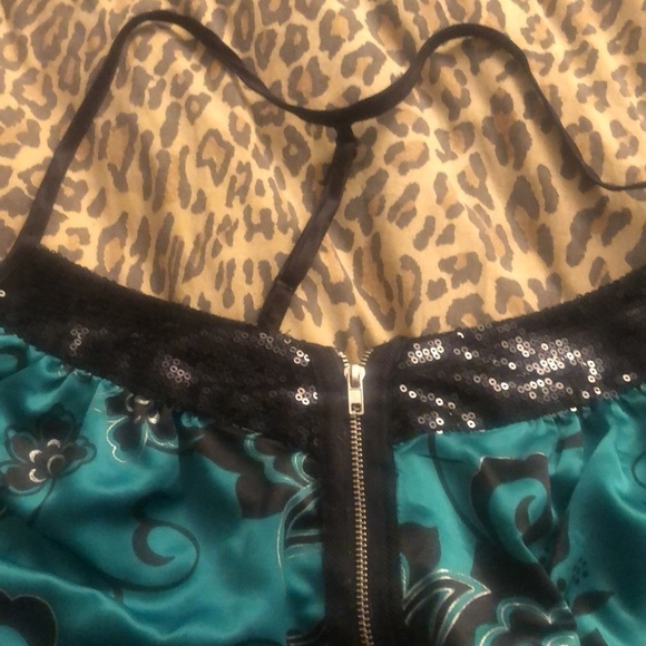 Charlotte Russe size XL green & black print silky racerback camisole zip front - Picture 10 of 16